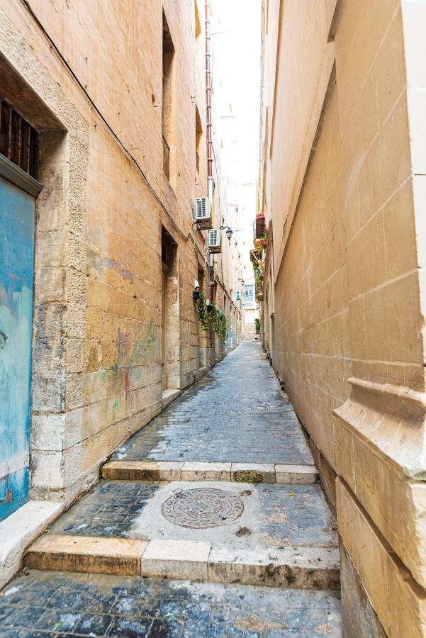 Valletta Traditional Townhouse Villa Exterior photo